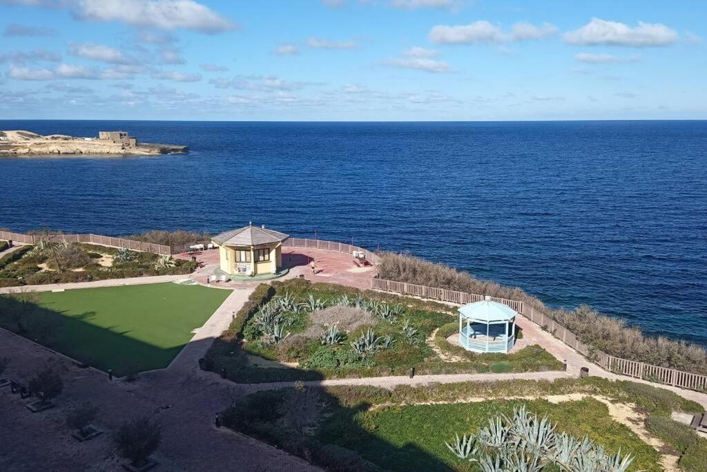Poseidons Seaview Penthouse Apartment Marsalforn Bagian luar foto