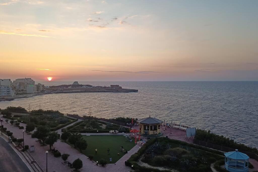 Poseidons Seaview Penthouse Apartment Marsalforn Bagian luar foto